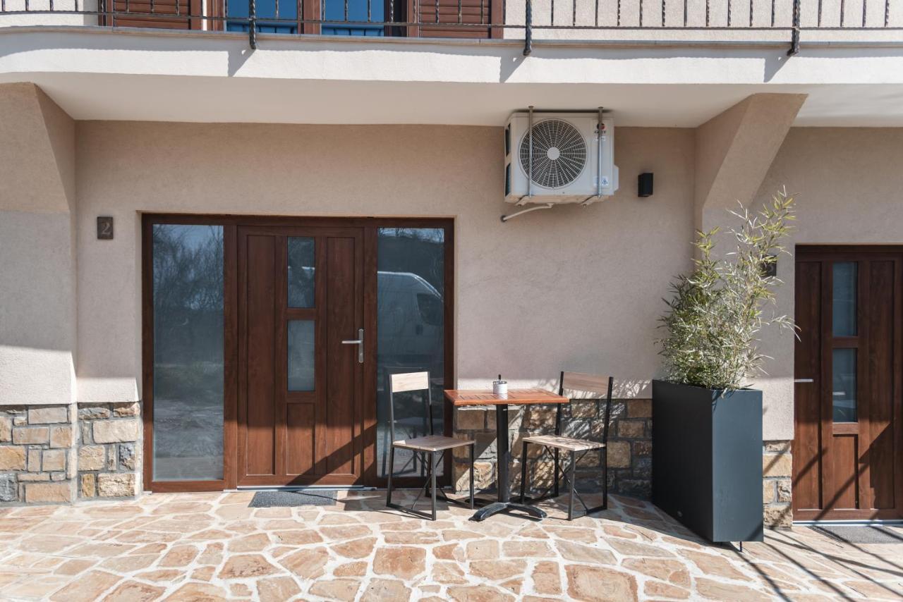 Hisa Kapis With Hot Tube Apartamento Koper Exterior foto