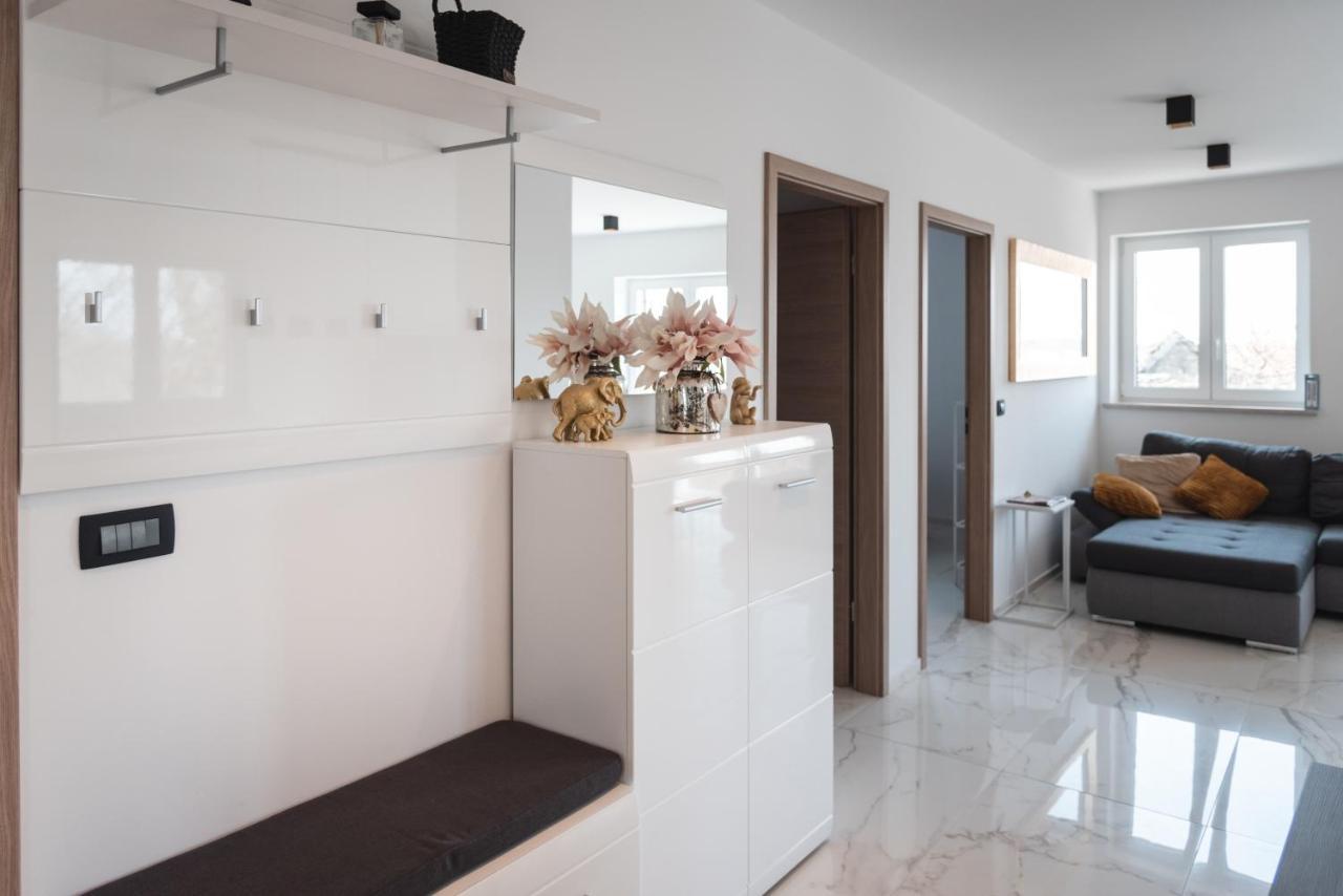 Hisa Kapis With Hot Tube Apartamento Koper Exterior foto