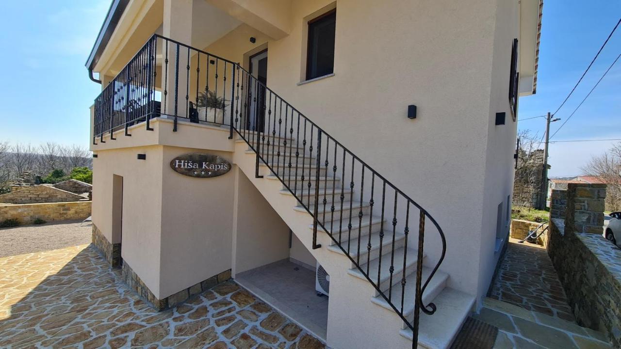 Hisa Kapis With Hot Tube Apartamento Koper Exterior foto