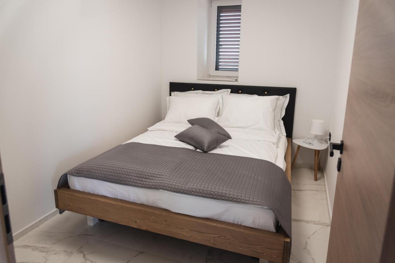 Hisa Kapis With Hot Tube Apartamento Koper Exterior foto