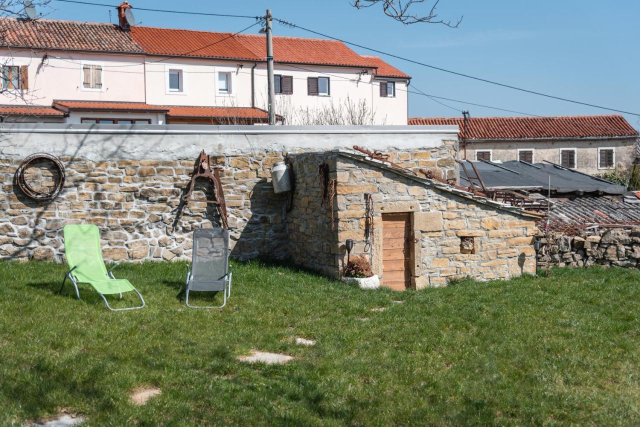 Hisa Kapis With Hot Tube Apartamento Koper Exterior foto