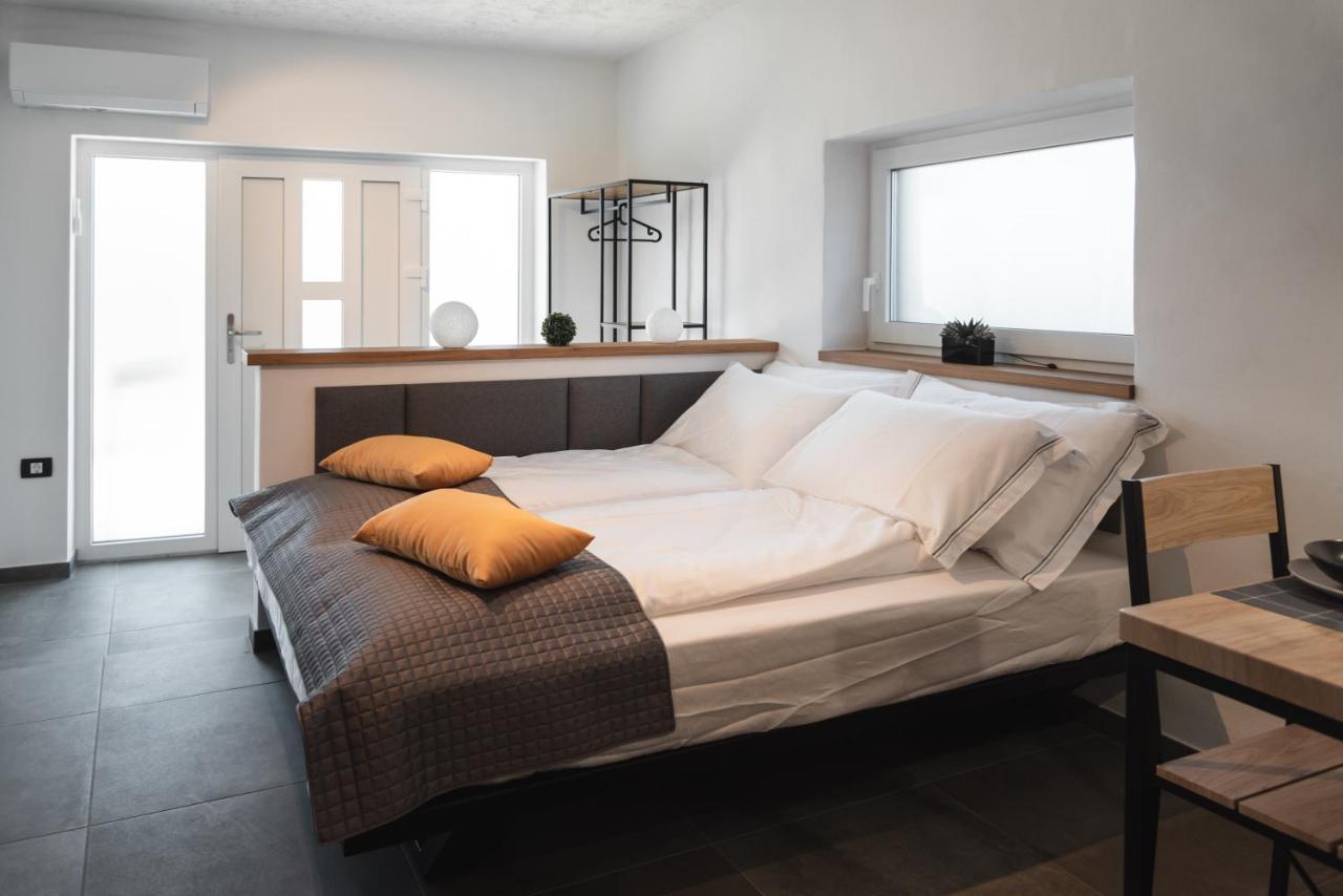 Hisa Kapis With Hot Tube Apartamento Koper Exterior foto