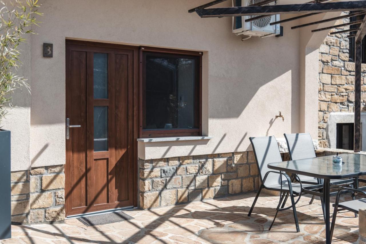Hisa Kapis With Hot Tube Apartamento Koper Exterior foto