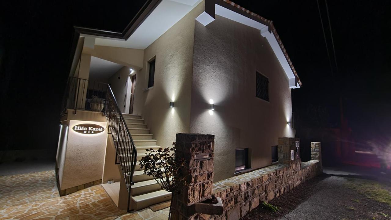 Hisa Kapis With Hot Tube Apartamento Koper Exterior foto