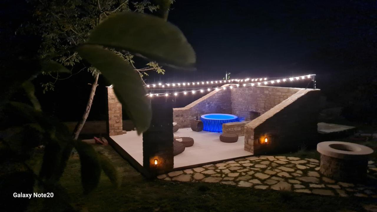 Hisa Kapis With Hot Tube Apartamento Koper Exterior foto