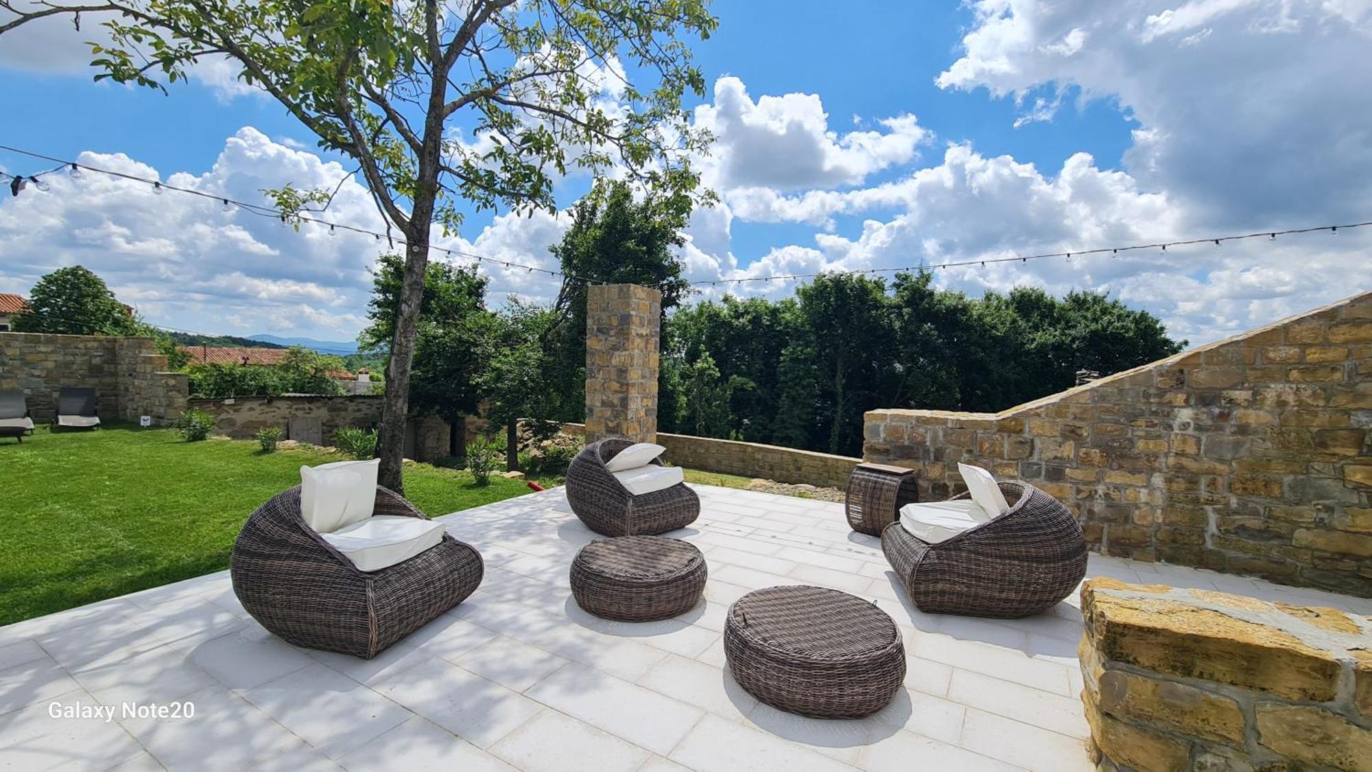 Hisa Kapis With Hot Tube Apartamento Koper Exterior foto