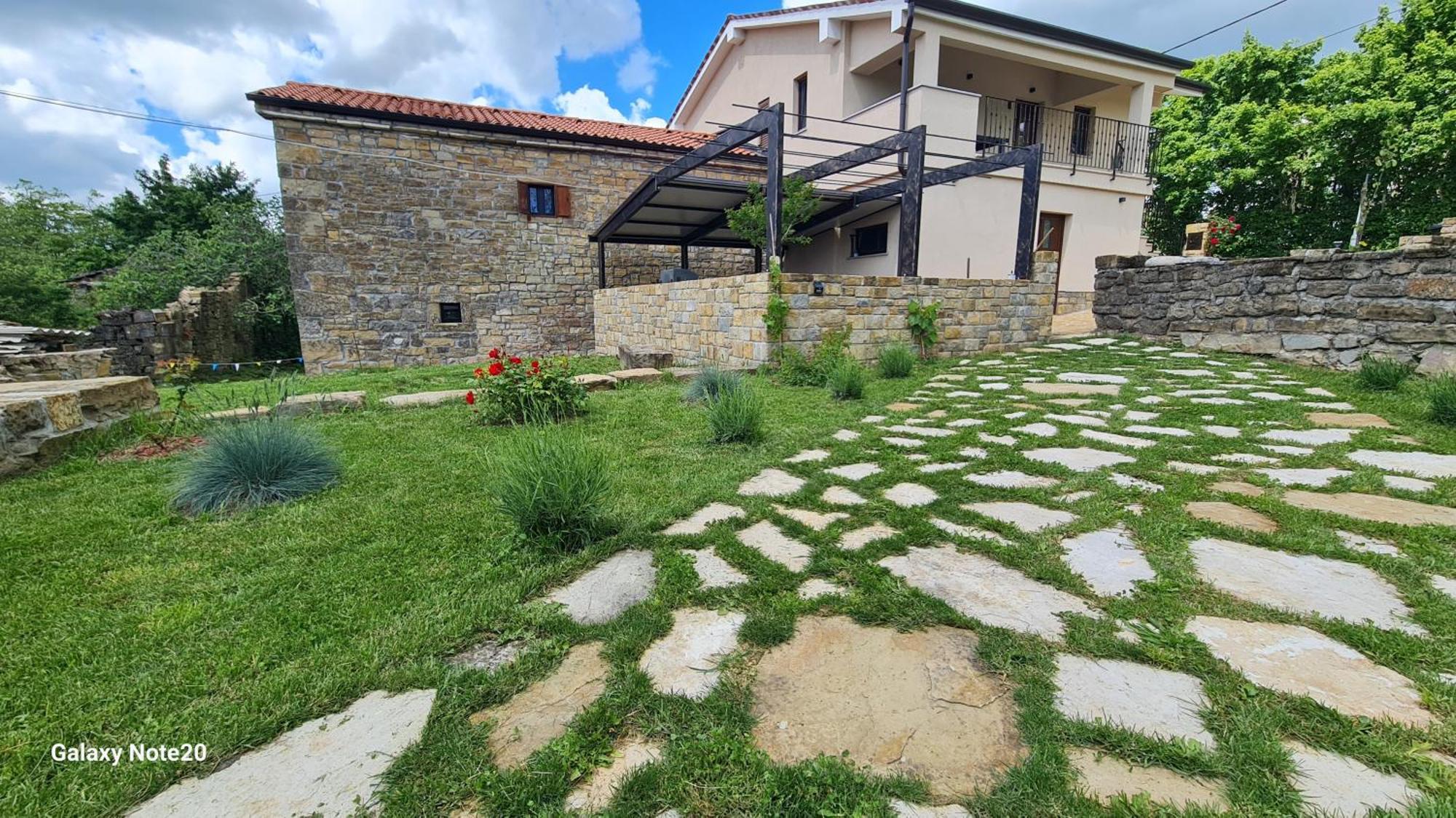 Hisa Kapis With Hot Tube Apartamento Koper Exterior foto